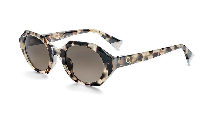 Das Bild zeigt die Sonnenbrille FRESH BX von der Marke Etnia Barcelona in schwarz/beige gemustert.